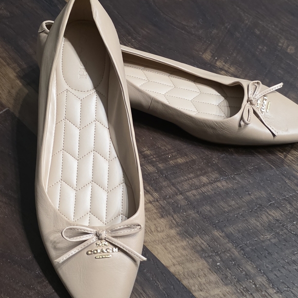 Coach Shoes - Coach Nude Leather Ballet Flats with Bow and Gold Logo